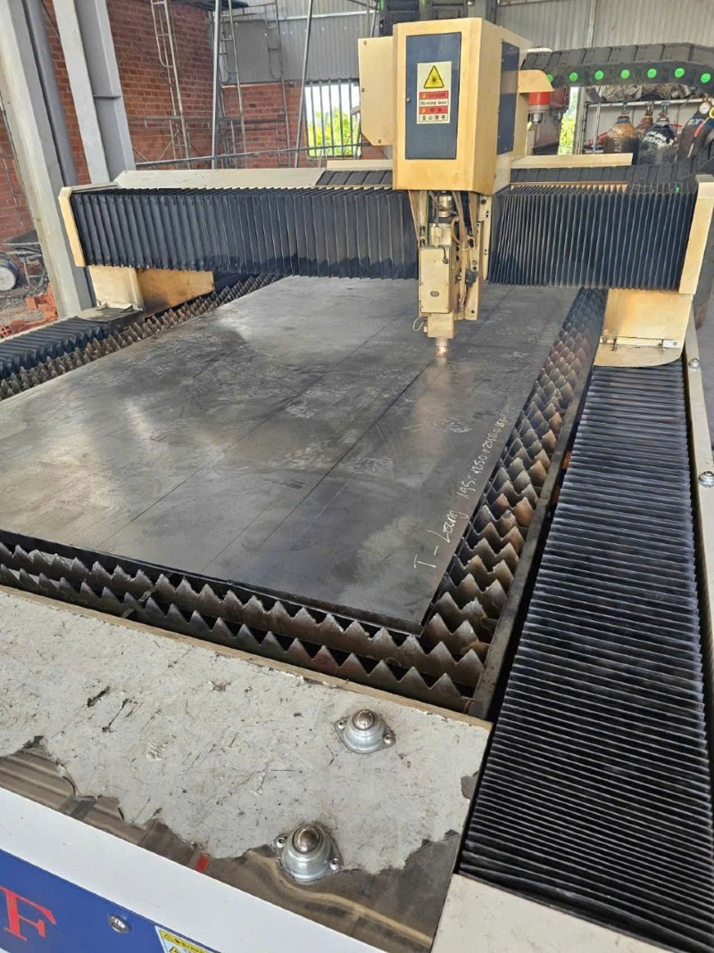 GIA CÔNG THÉP TẤM, CẤT, CHẤN CNC